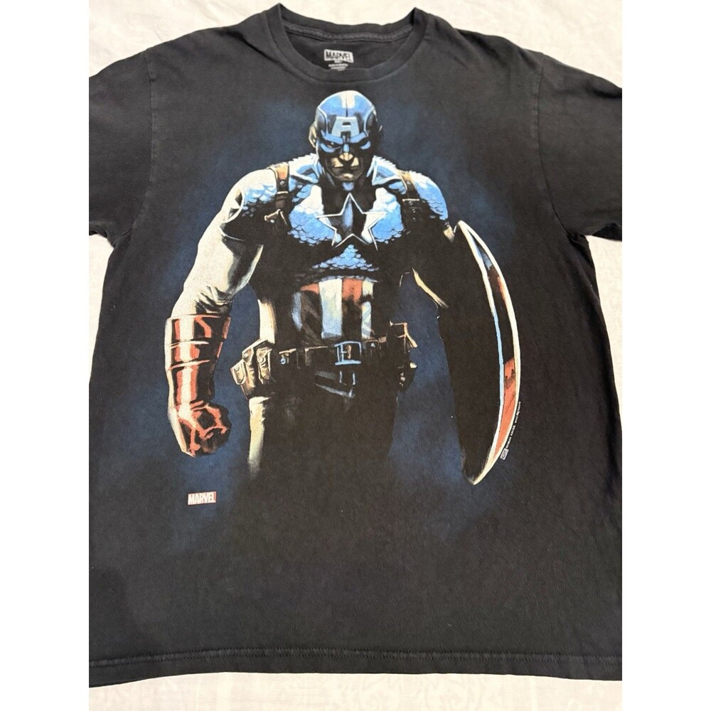 Marvel Captain America Mens Captain America Black Shirt  Large Short Sleeve